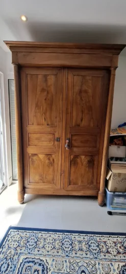 Armoire ancienne