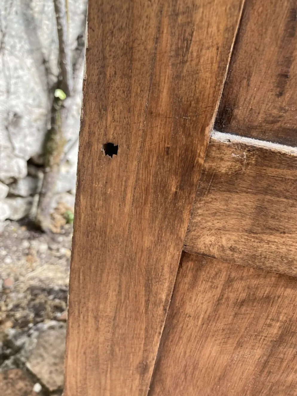 Armoire ancienne - bonnetière en bois