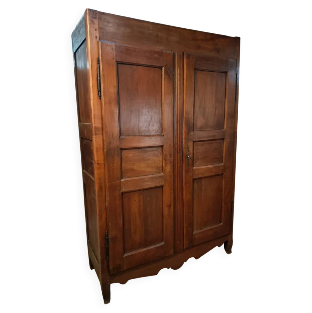 Armoire ancienne française en bois de cerisier XVIIIe siècle – Buffet rustique