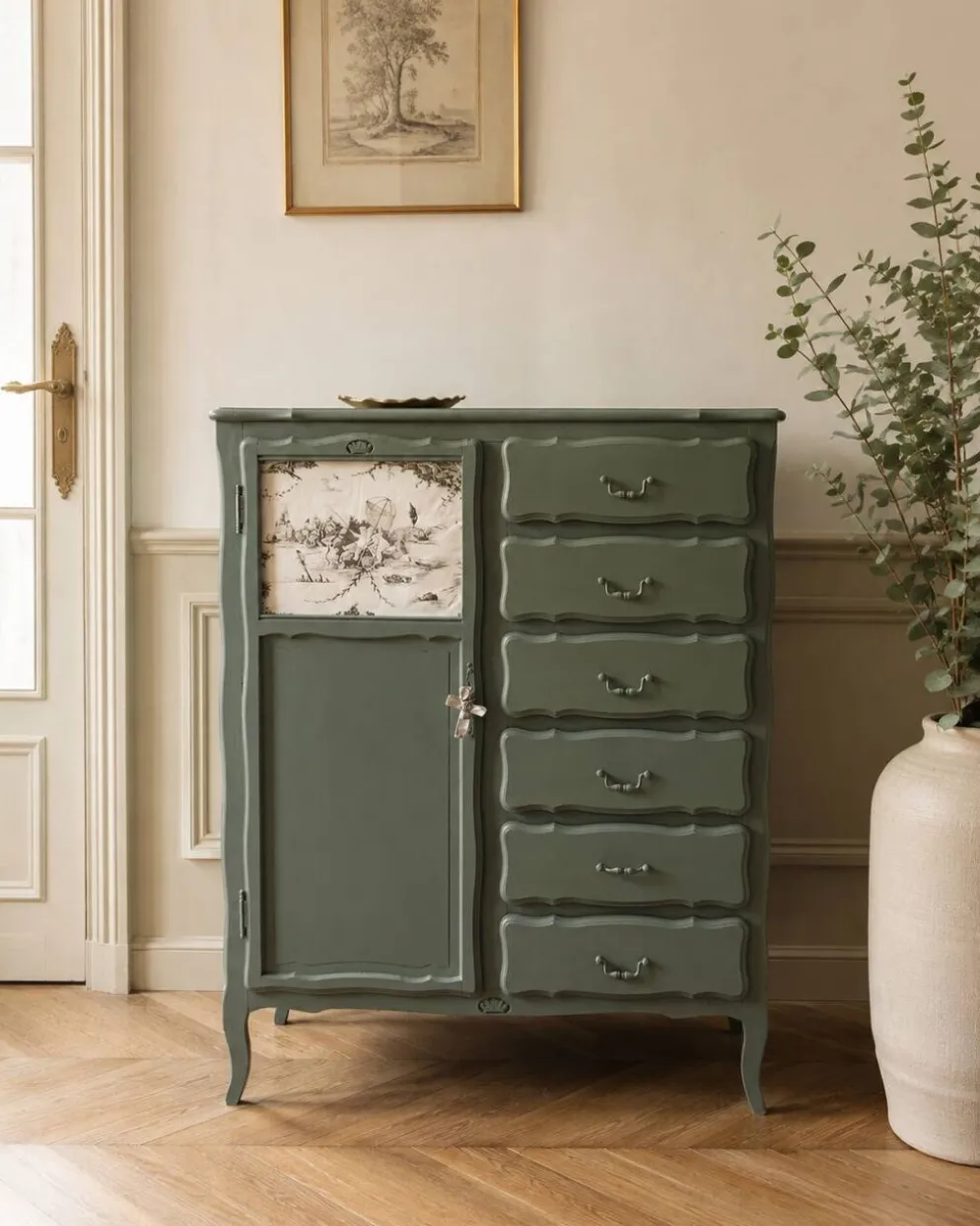 Armoire ancienne Green Smoke – Toile de Jouy .
