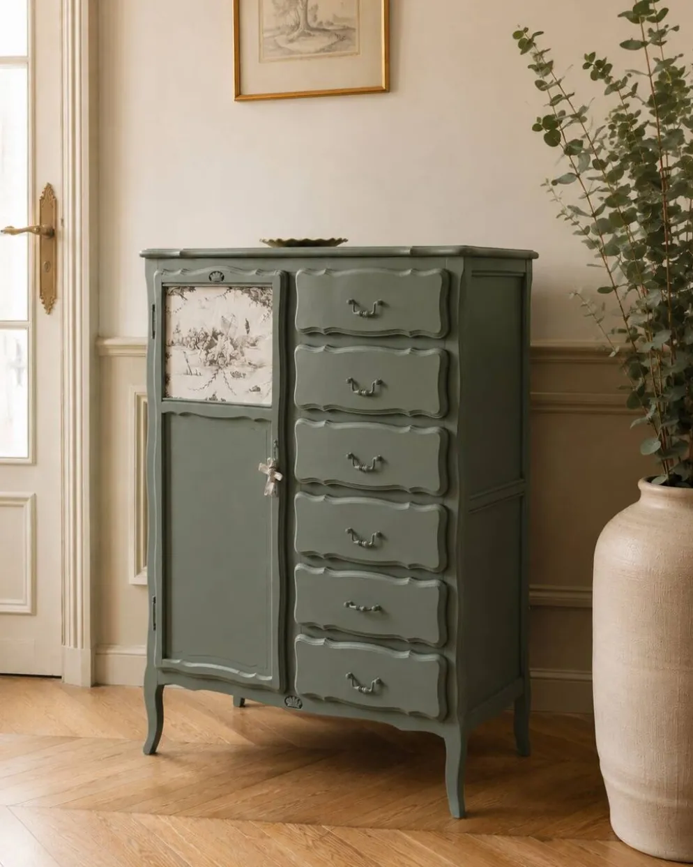 Armoire ancienne Green Smoke – Toile de Jouy .