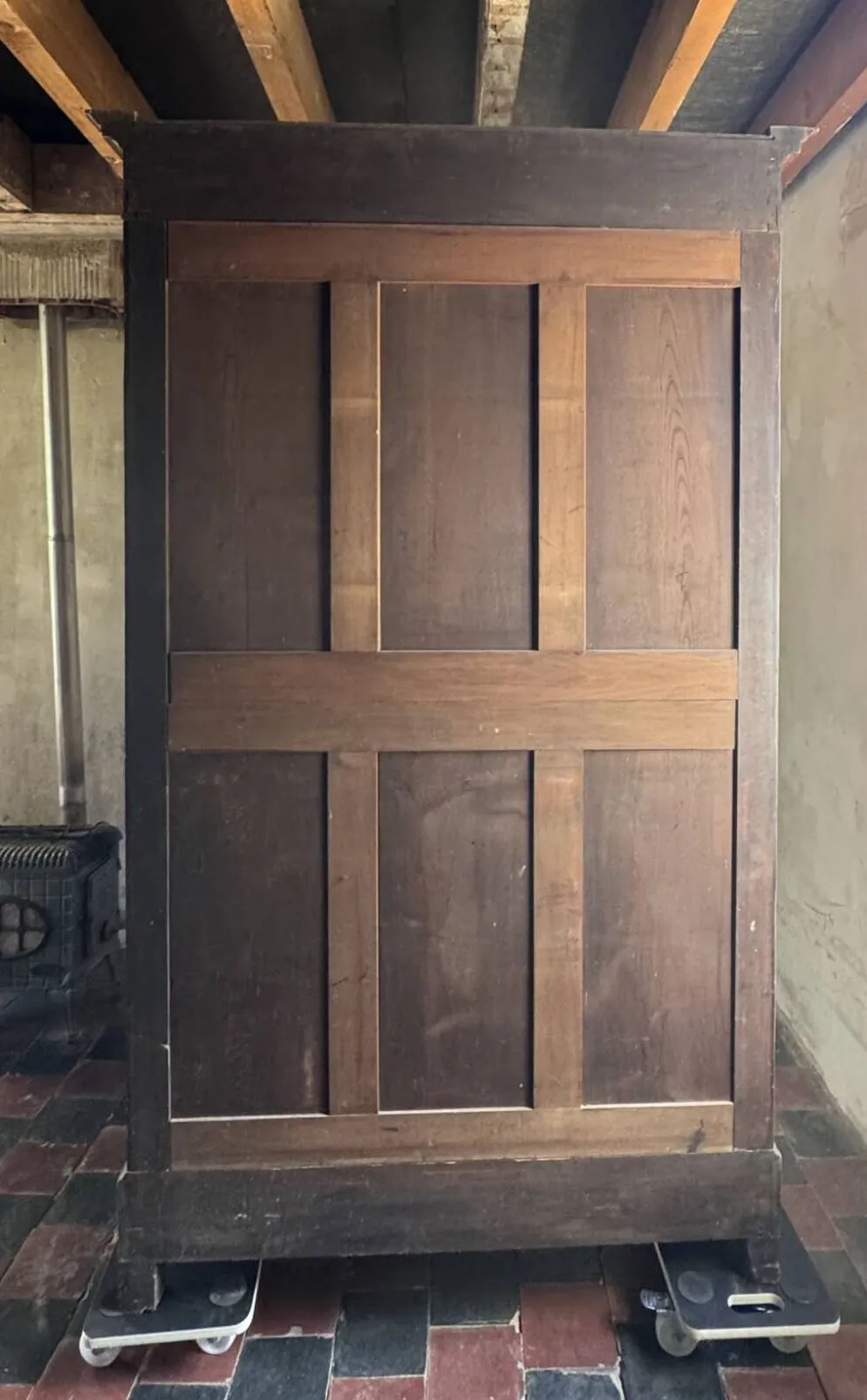 Armoire ancienne Louis-Philippe en loupe de noyer