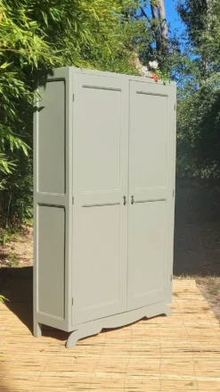 Armoire ancienne rénovée