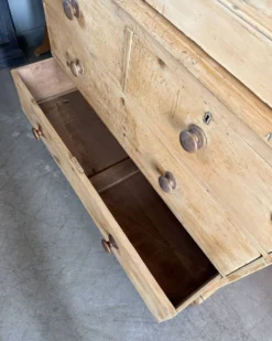 Armoire anglaise à linge de type linen press (rénovée)