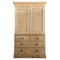 Armoire anglaise à linge de type linen press (rénovée)