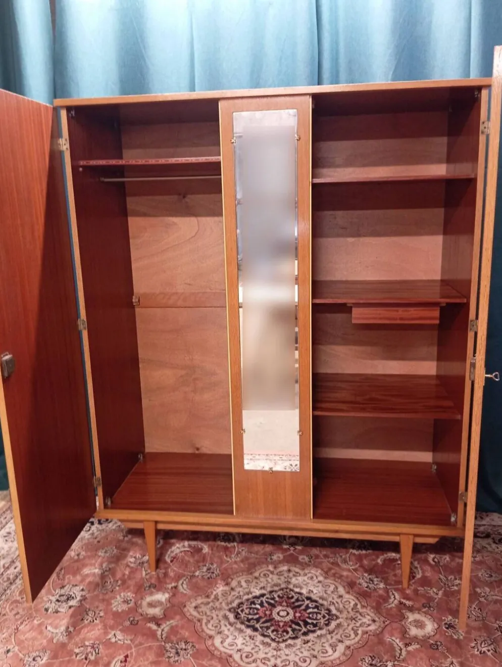 Armoire années 70