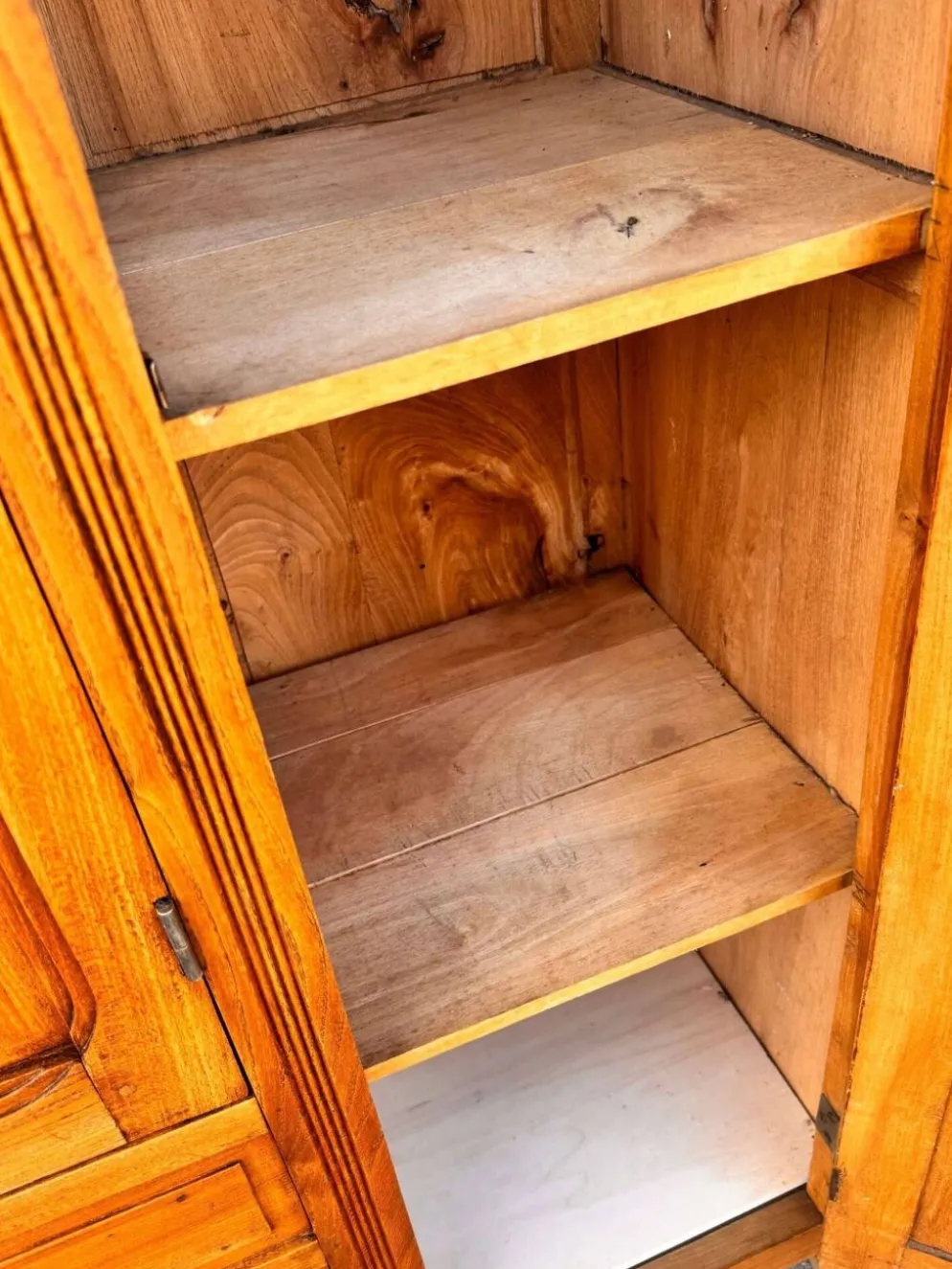 Armoire Art Déco asymétrique, vers 1940