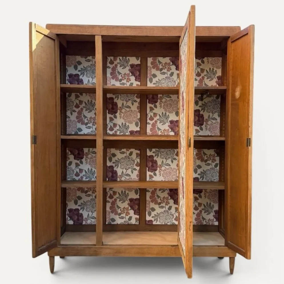 Armoire art déco chêne brut et miroir biseauté