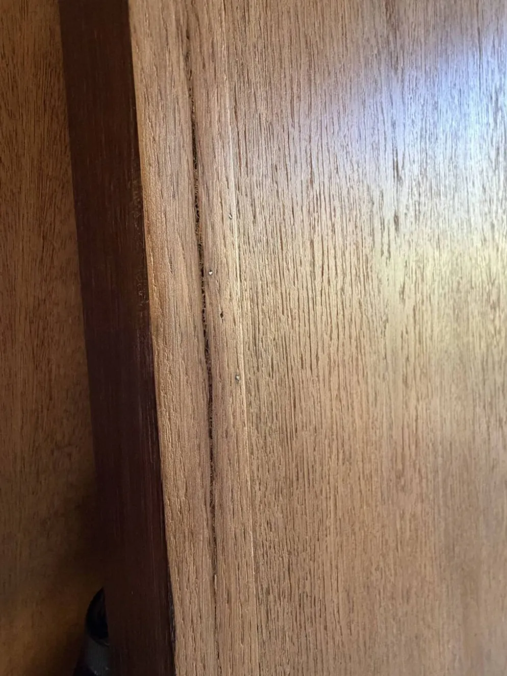 Armoire art déco chêne brut et miroir biseauté