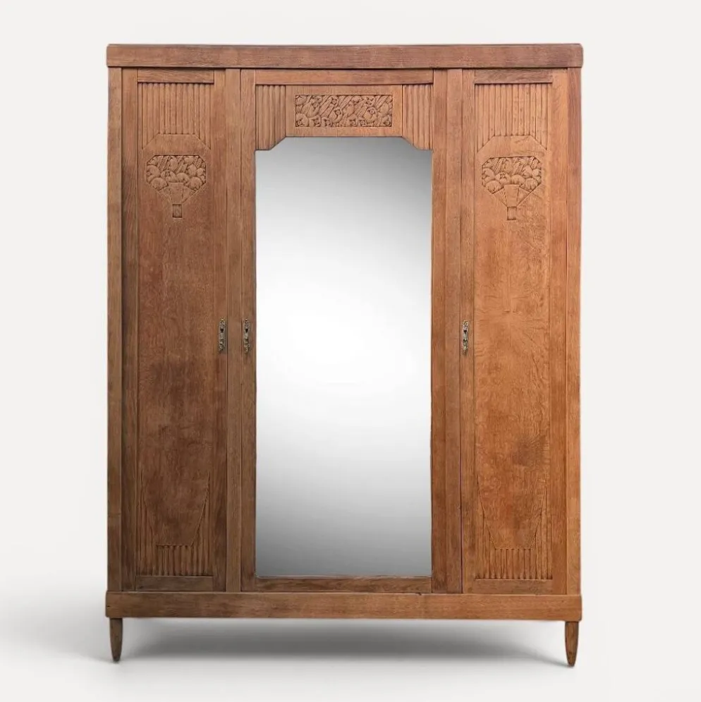 Armoire art déco chêne brut et miroir biseauté