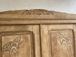 Armoire art déco en chêne bois brut