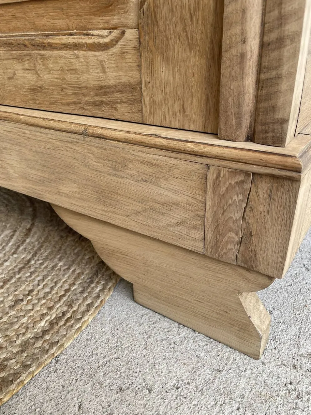 Armoire art déco en chêne bois brut