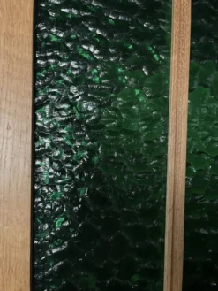 Armoire Art Déco en chêne et verre cathédrale vert - Années 1930