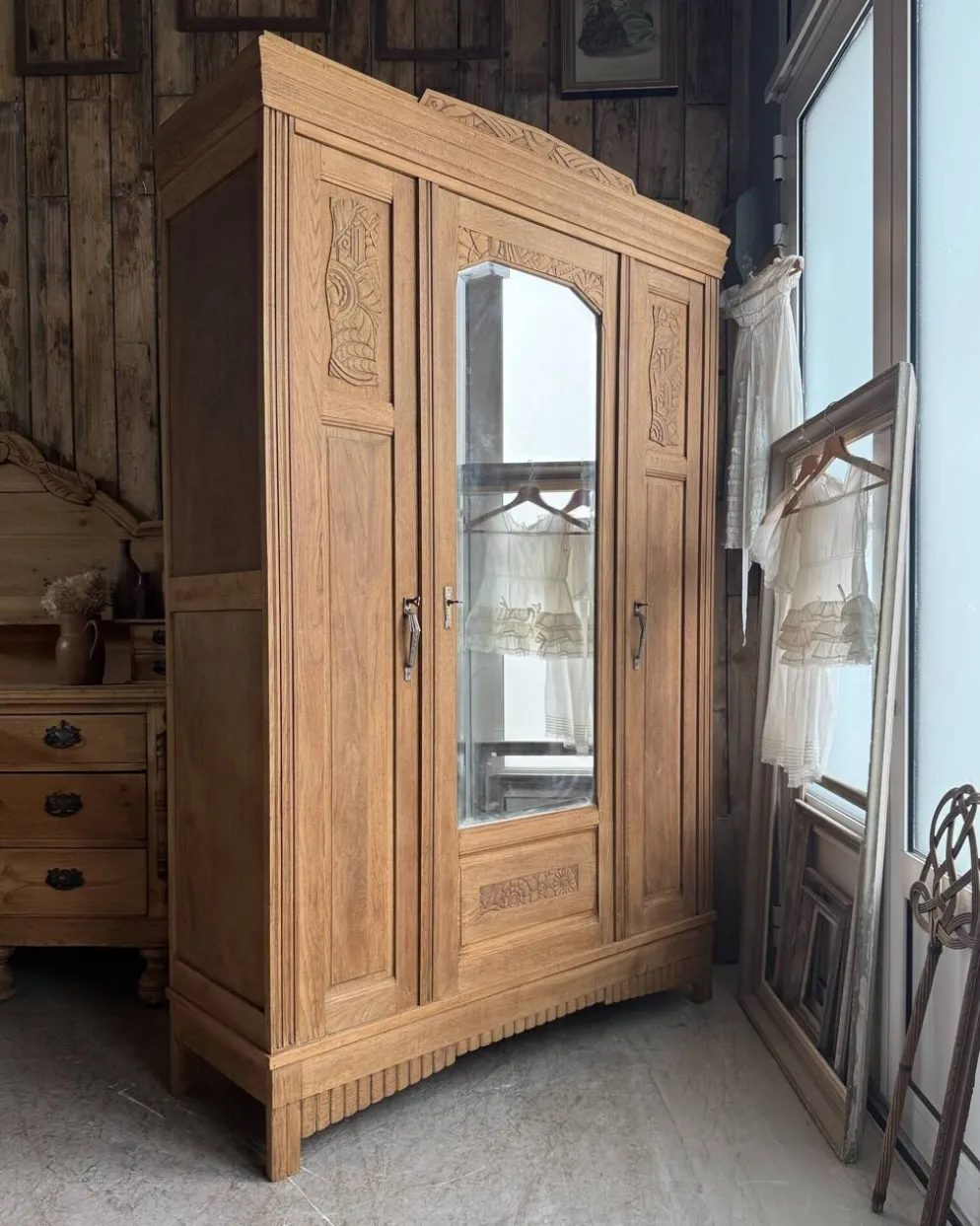 Armoire Art Déco en chêne (rénovée)
