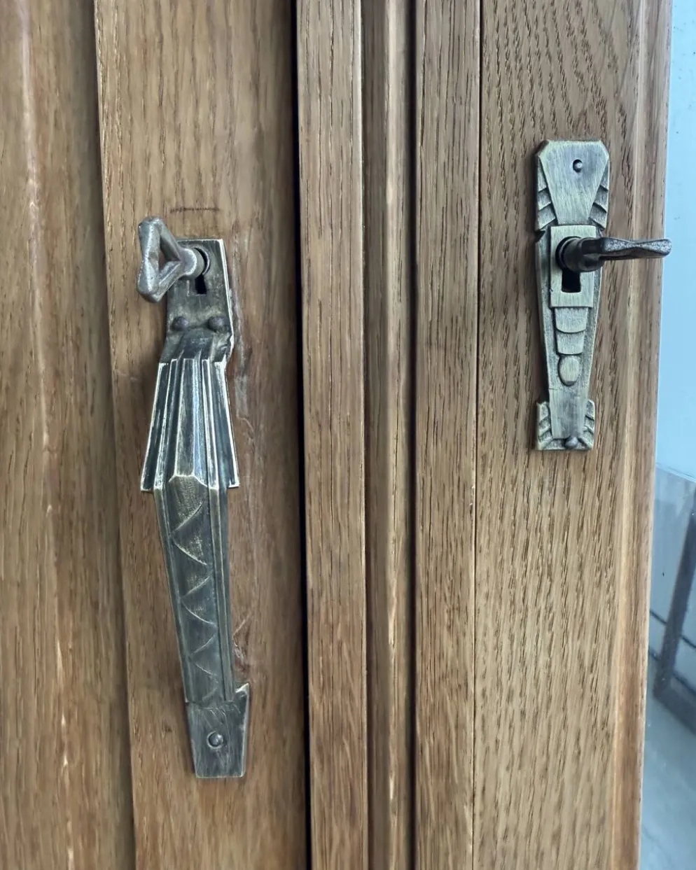 Armoire Art Déco en chêne (rénovée)