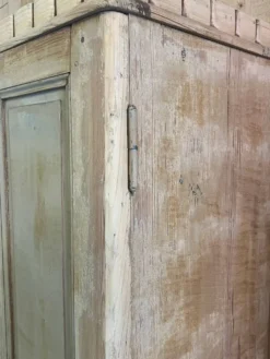 Armoire art déco patinée