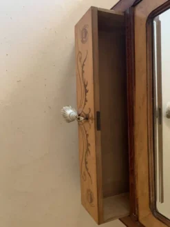 Armoire Art Nouveau