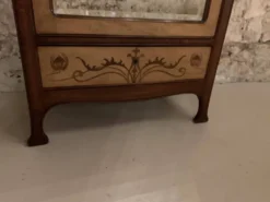 Armoire Art Nouveau