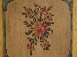 Armoire baroque ancienne peinte en pin – Empire Austro-hongrois, Année 1794