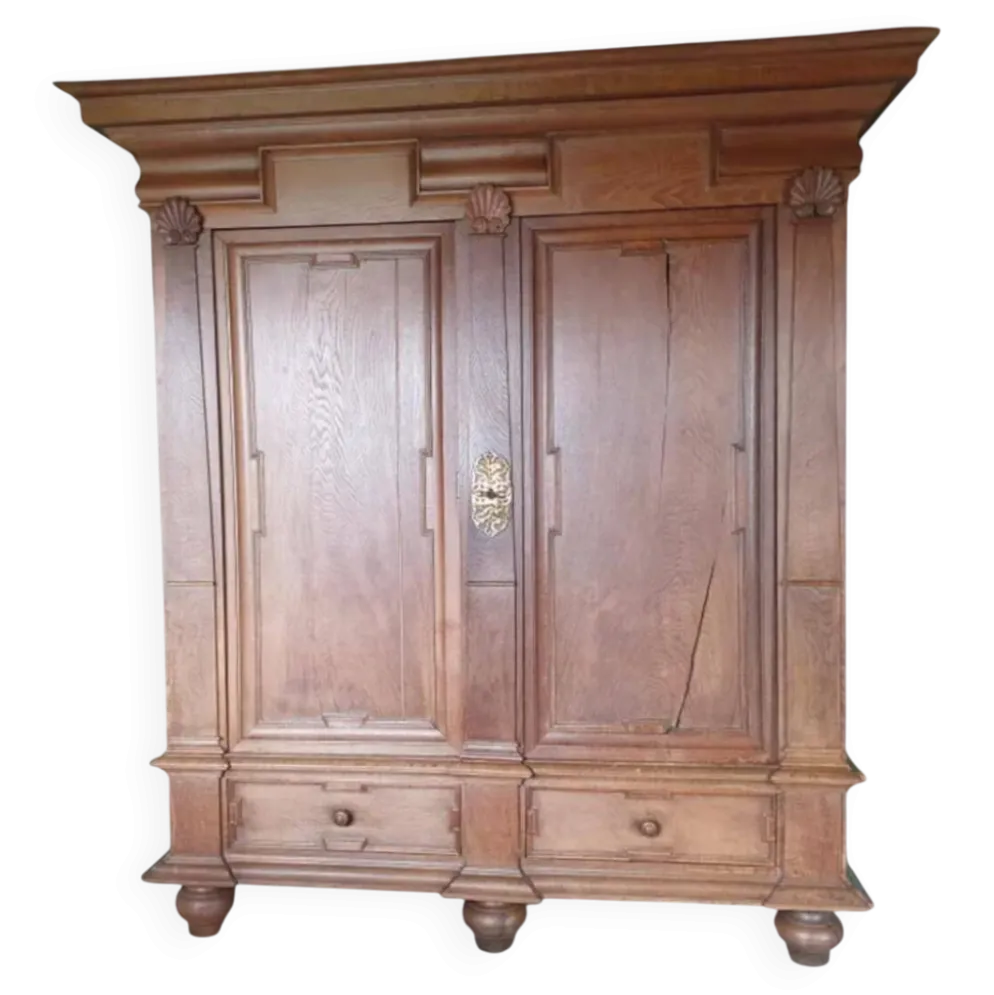 Armoire baroque en chêne, Europe du Nord vers 1730-50