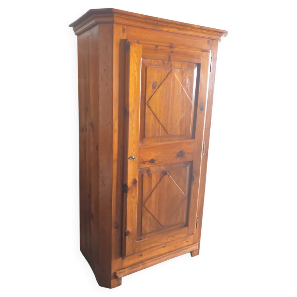 Armoire / Bonnetière en bois massif