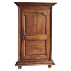 Armoire, bonnetière Louis XIII en chêne, XVIIIème s.