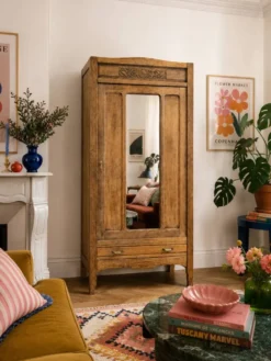 Armoire bonnetière parisienne art déco chêne brut et massif