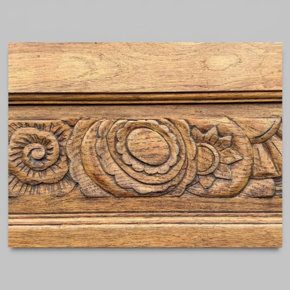 Armoire bonnetière parisienne art déco chêne brut et massif