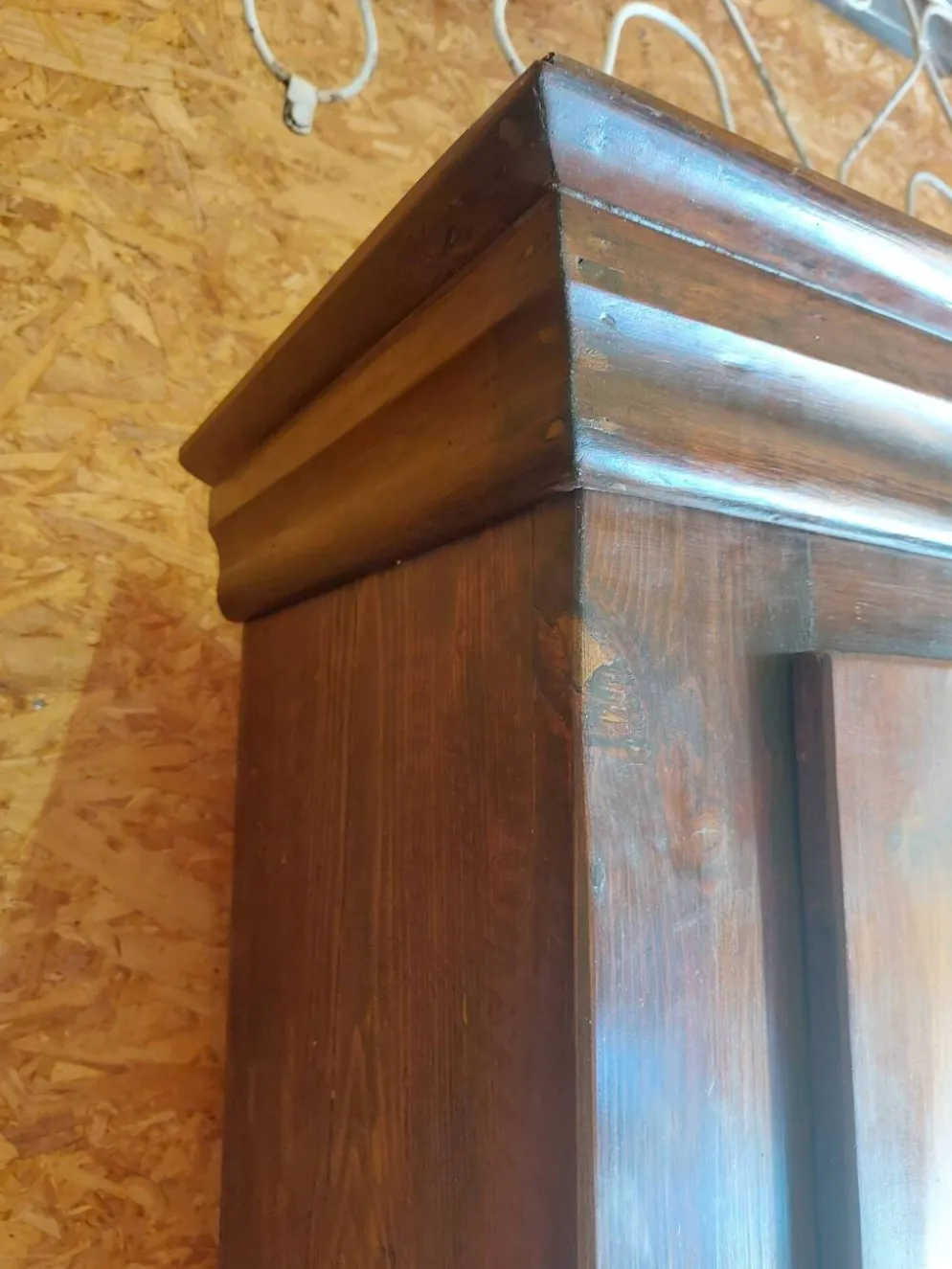 armoire bonnetière, penderie
