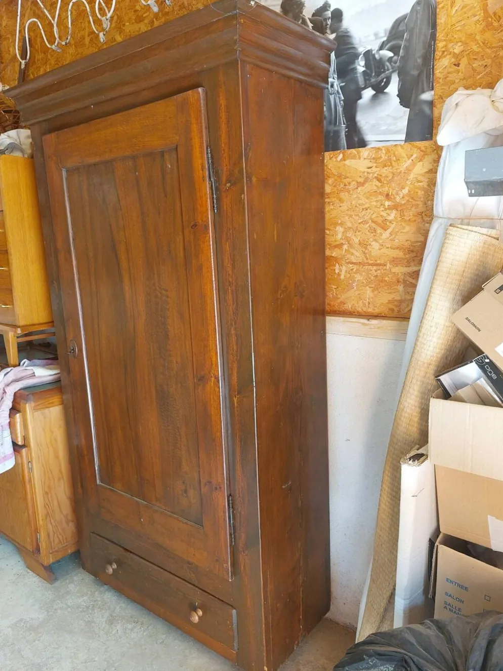 armoire bonnetière, penderie
