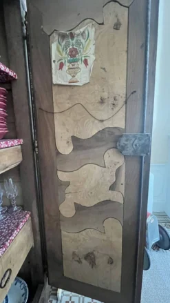 Armoire bressane ancienne-1876-loupe dorme et noyer - pièce de famille rare