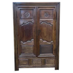 Armoire bretonne XIXème en merisier, chêne et châtaignier