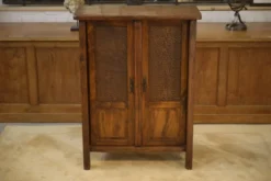 Armoire brutaliste Aranjou en orme 1960’s