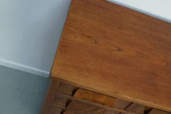 Armoire / Cabinet de pharmacie en chêne allemand ou buffet, années 1930