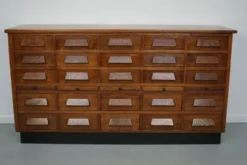Armoire / Cabinet de pharmacie en chêne allemand ou buffet, années 1930