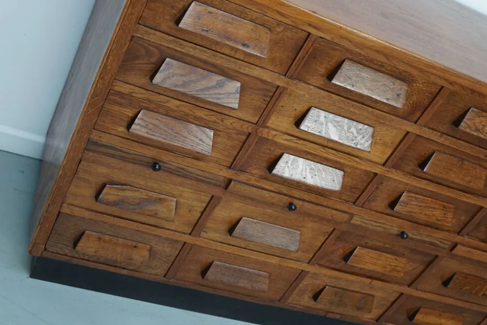 Armoire / Cabinet de pharmacie en chêne allemand ou buffet, années 1930
