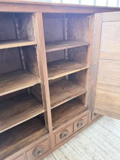 Armoire chêne « basque » dudouyt