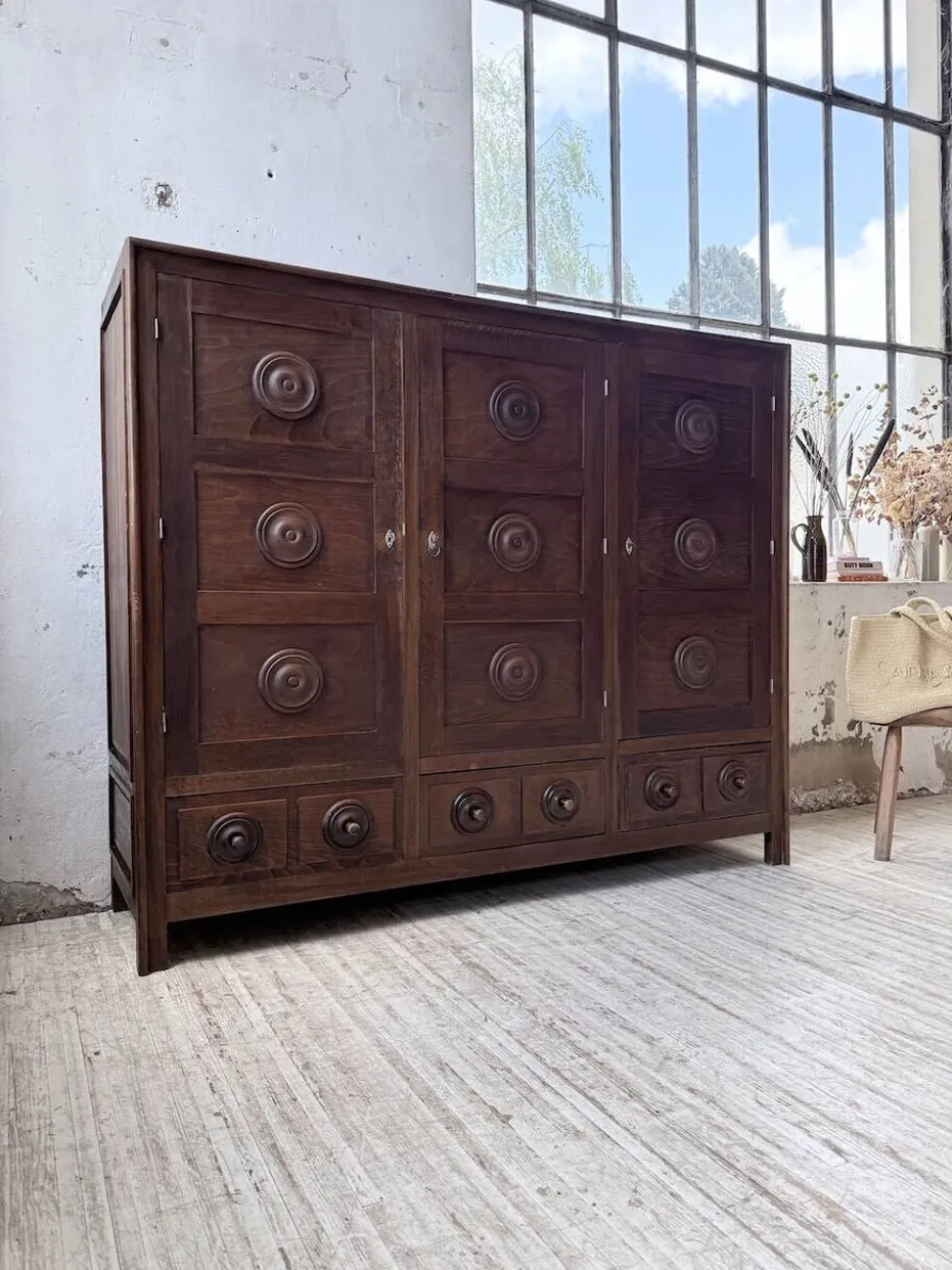 Armoire chêne « basque » dudouyt
