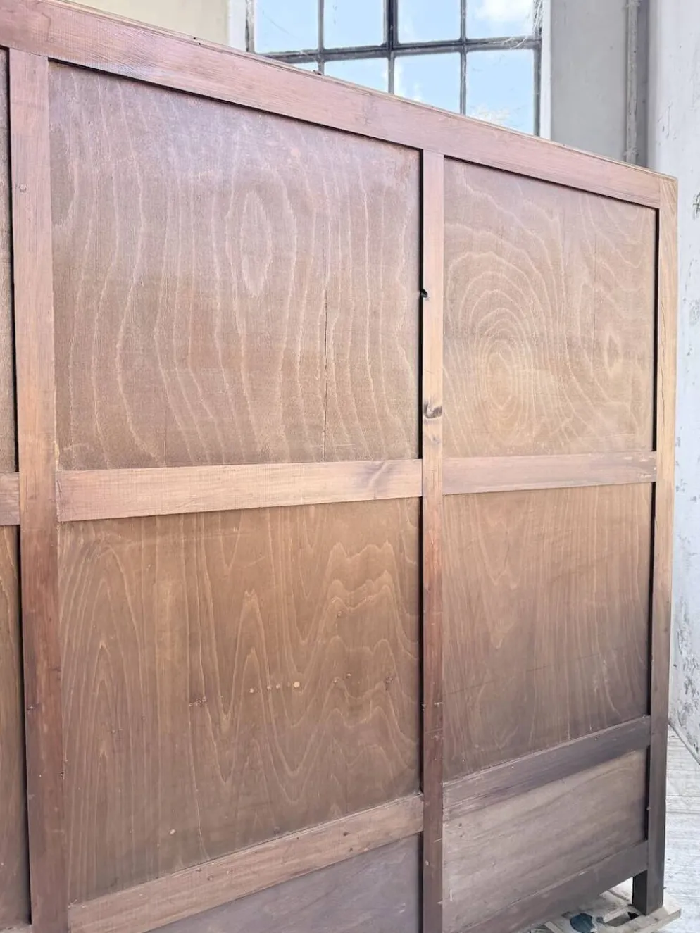 Armoire chêne « basque » dudouyt