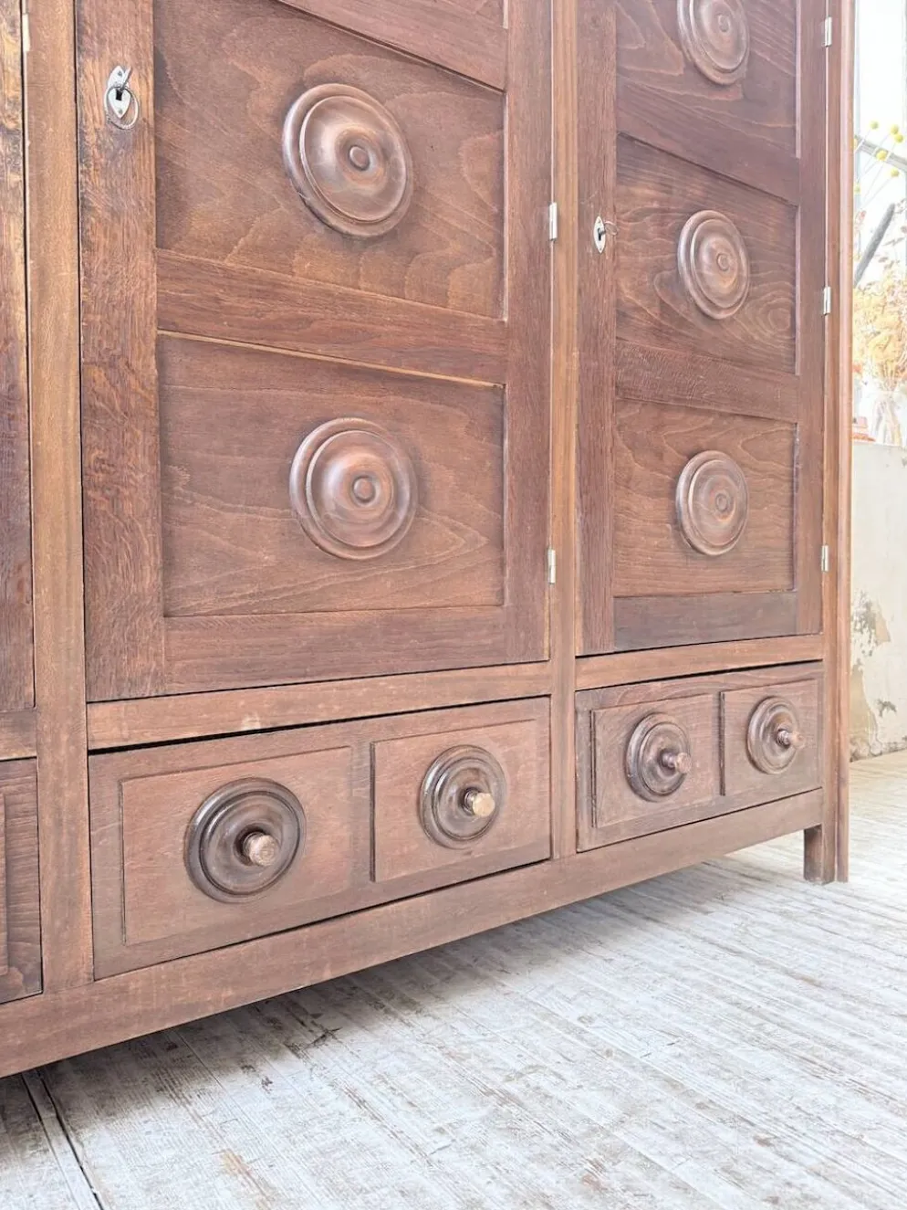 Armoire chêne « basque » dudouyt