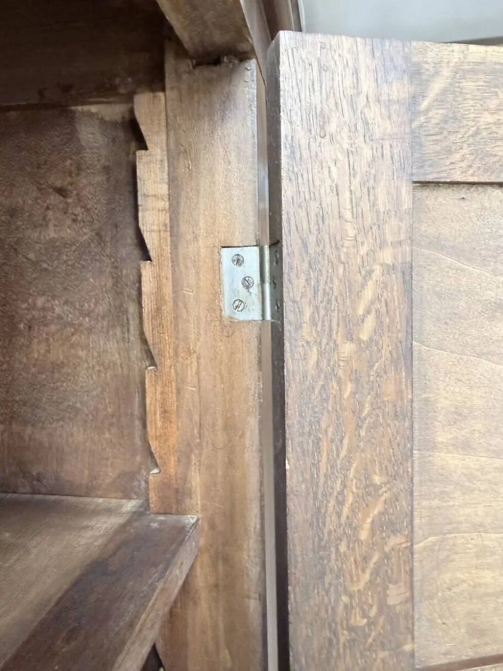 Armoire chêne « basque » dudouyt