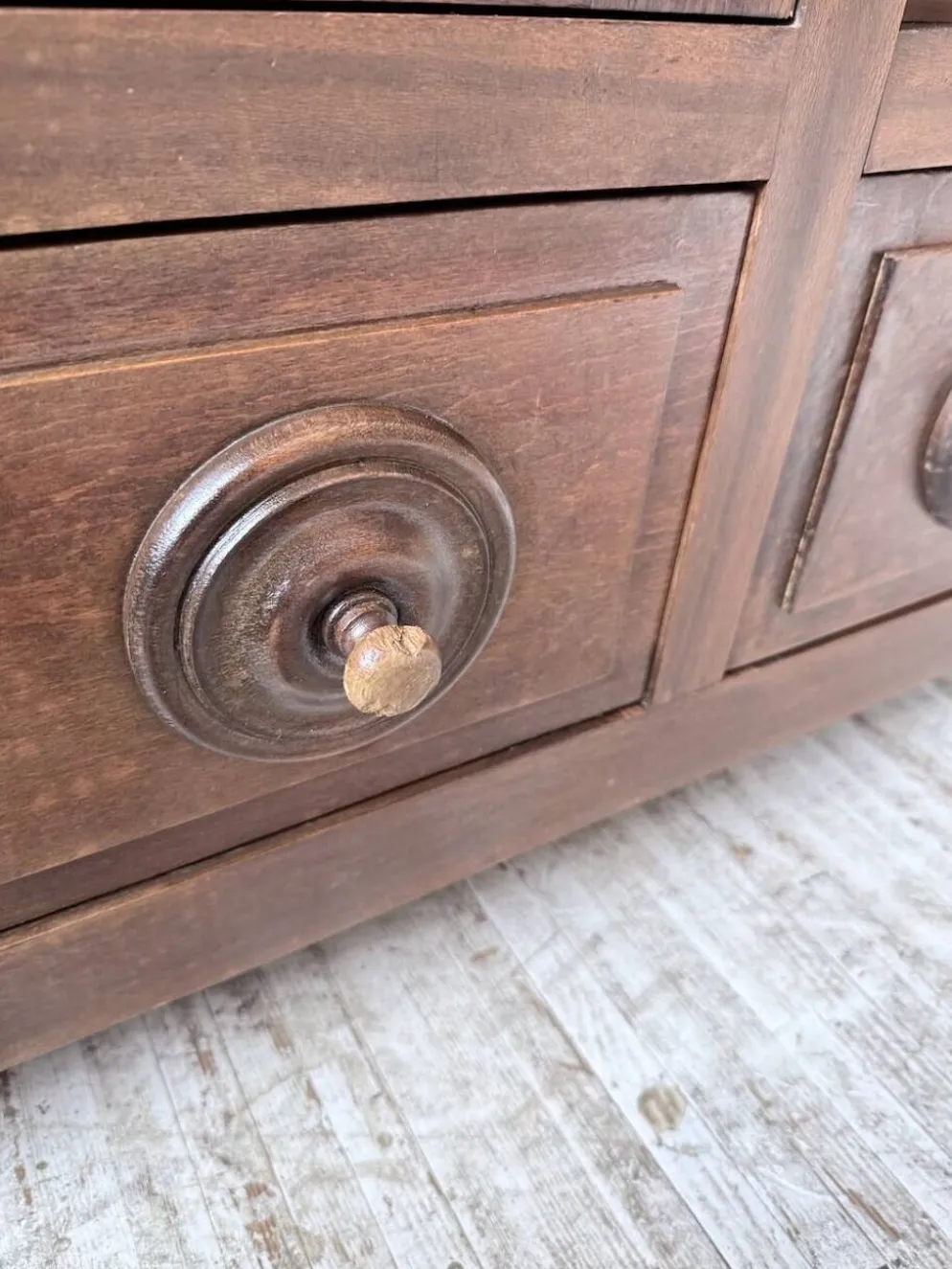 Armoire chêne « basque » dudouyt