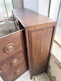 Armoire chêne « basque » dudouyt