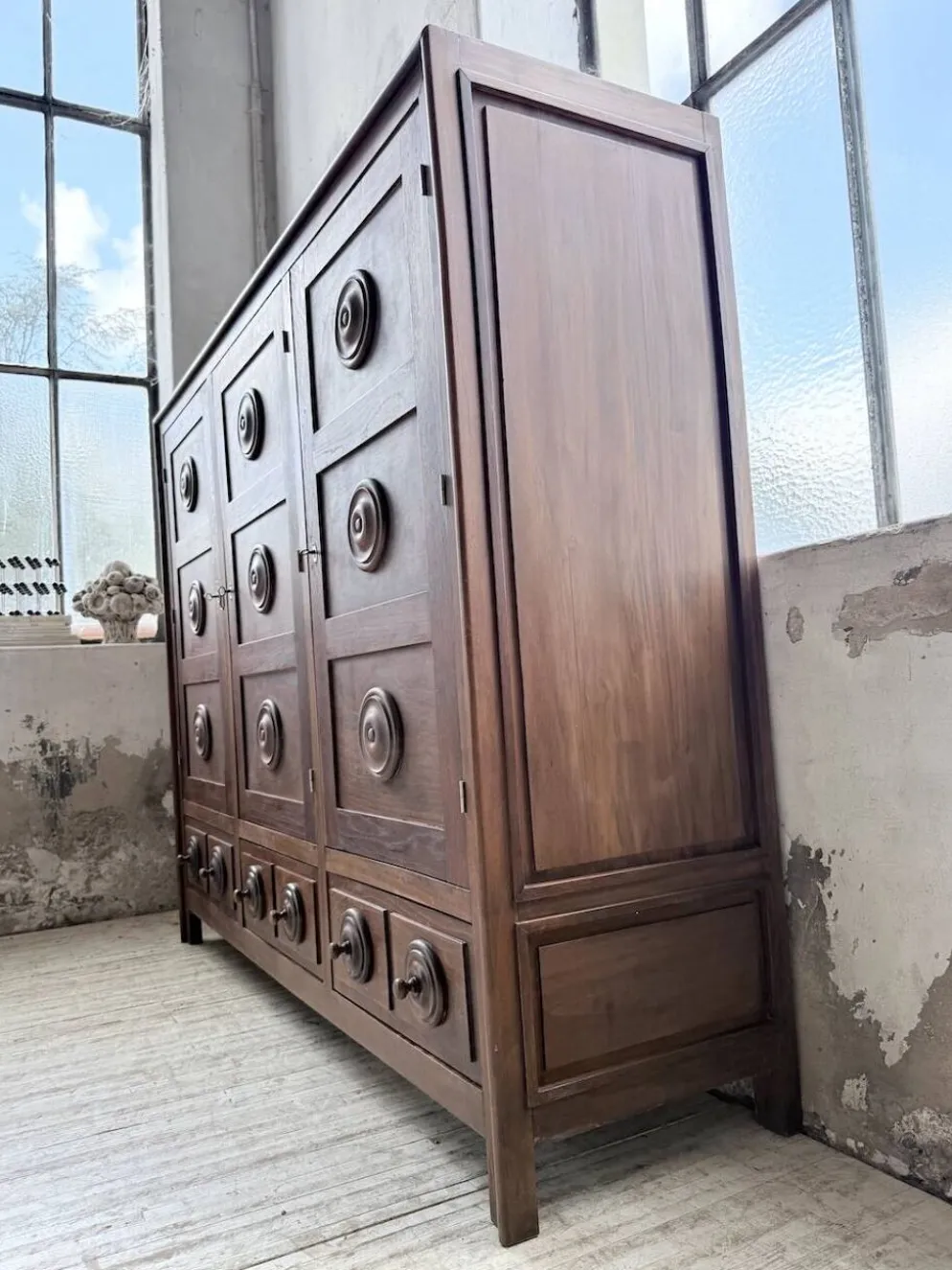 Armoire chêne « basque » dudouyt