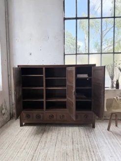 Armoire chêne « basque » dudouyt
