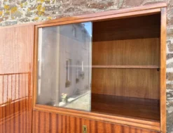 Armoire combinée vintage années 50 en acajou verni – scandinave