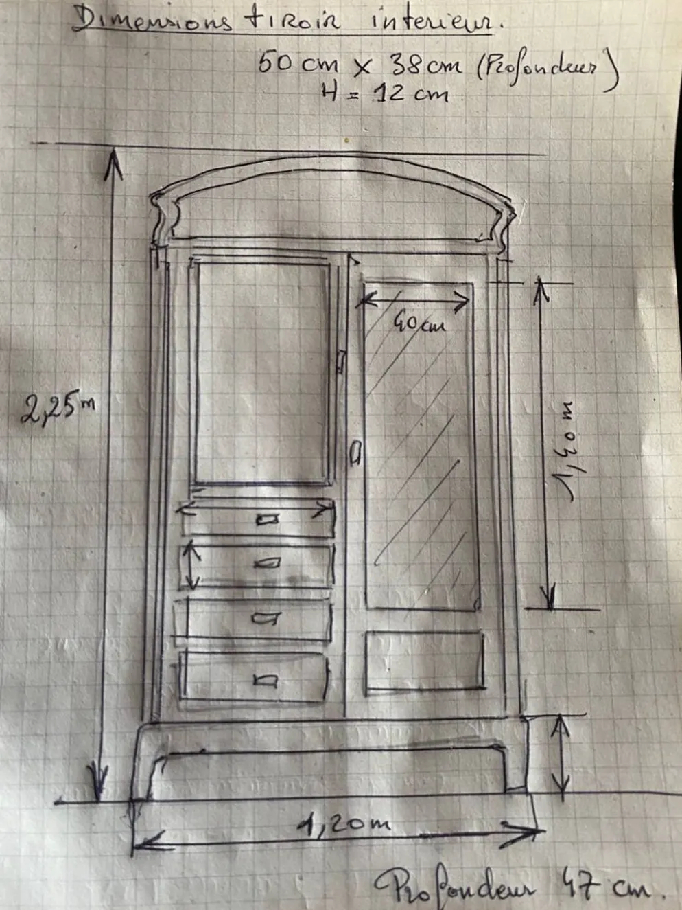 Armoire commode parisienne style hôtel art déco ou