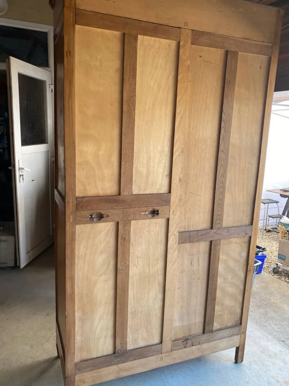 Armoire commode parisienne style hôtel art déco ou