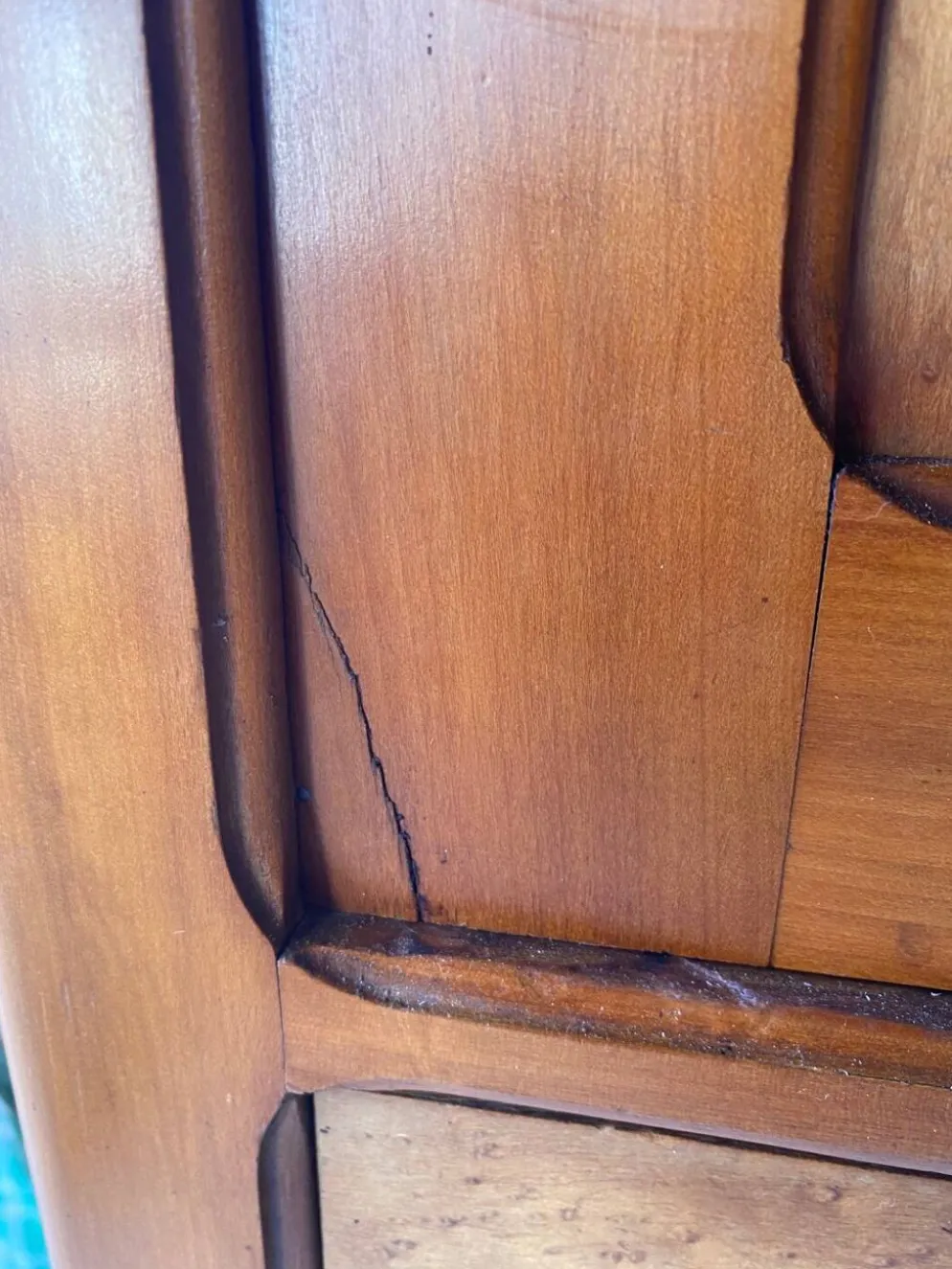Armoire commode parisienne style hôtel art déco ou