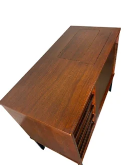Armoire/commode/placard vintage en bois
